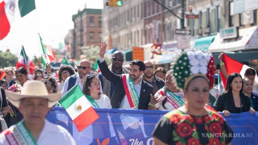 ‘¡Mamdani, hermano, ya eres mexicano!’; Alcalde de Nueva York asiste a desfile por Independencia de México